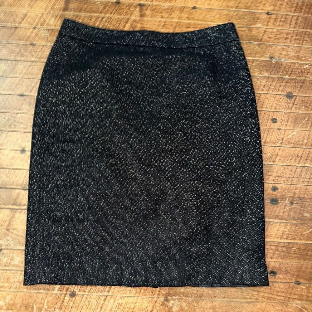 Ann Taylor black & white business casual minimalist 6 pencil skirt